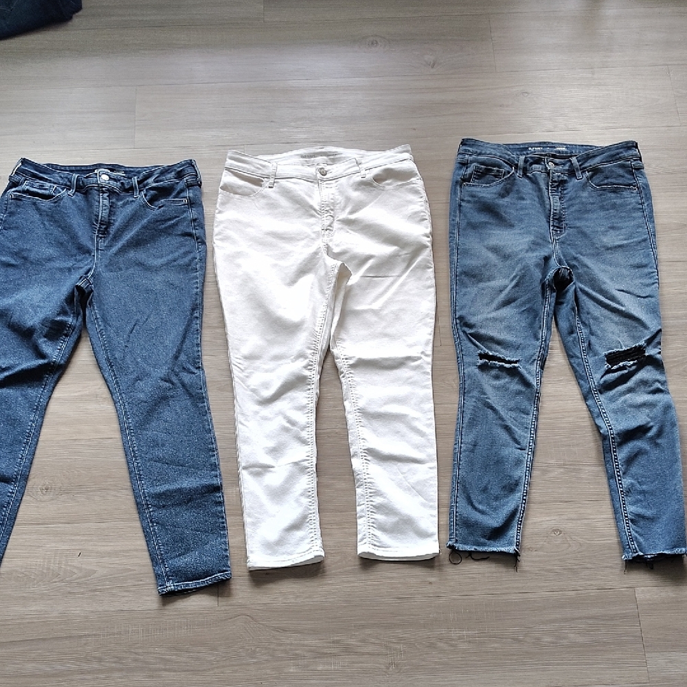 Old Navy Trio: Skinny Jeans